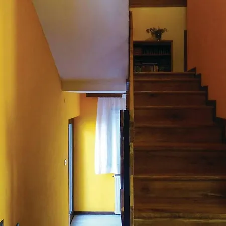 Anton Apartment
