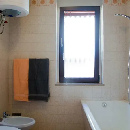 Anton Apartment *
